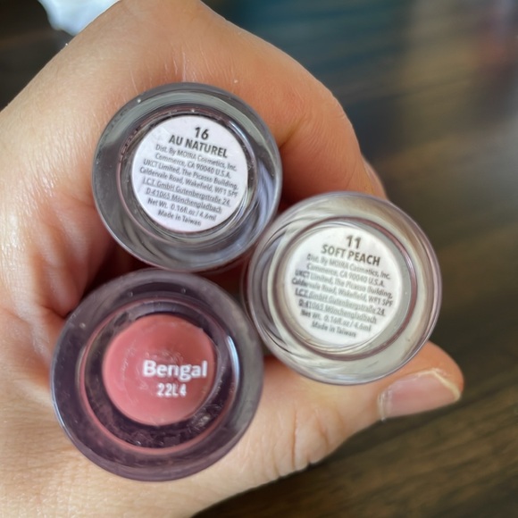 9 lipsticks and lip oil bundle - Picture 3 of 5